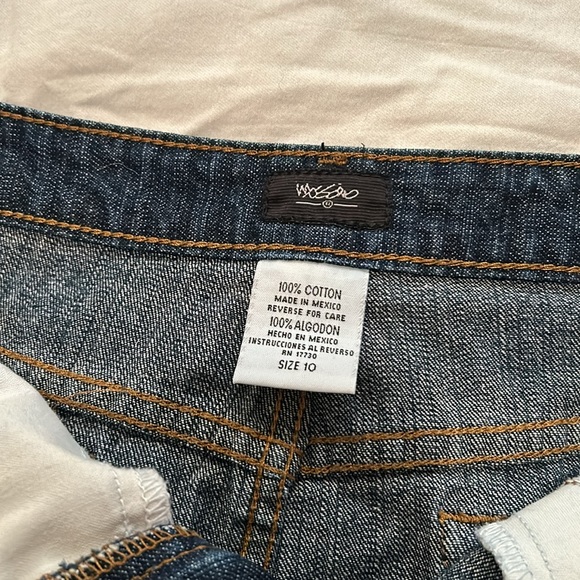 Mossimo Denim Miniskirt, Size 10 - Picture 3 of 3